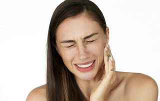 20-lik-dis-tedavisi-nasildir-20-yas-dis-tedavisi-320x202