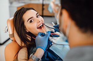 ortodontik-seffaf-plak-tedavisi-ise-yariyor-mu ortodontik-seffaf-plak-tedavisi-ise-yariyor-mu