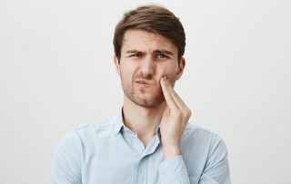 soguk-ve-sicak-dis-sizlamasi-nedenleri-320×202 soguk-ve-sicak-dis-sizlamasi-nedenleri-320x202