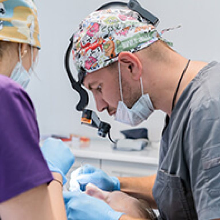 acilen-dis-hekimine-gorunmeniz-gerektigini-gosteren-6-durum